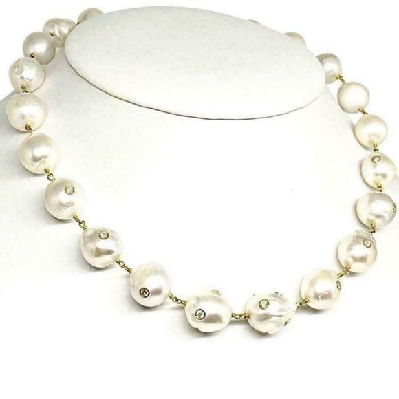 Fine South Sea Pearl Diamond 18 Karat Necklace Certified For  South Sea Pearl Diamond Necklace 18K Gold 13.4mm 16.5\
